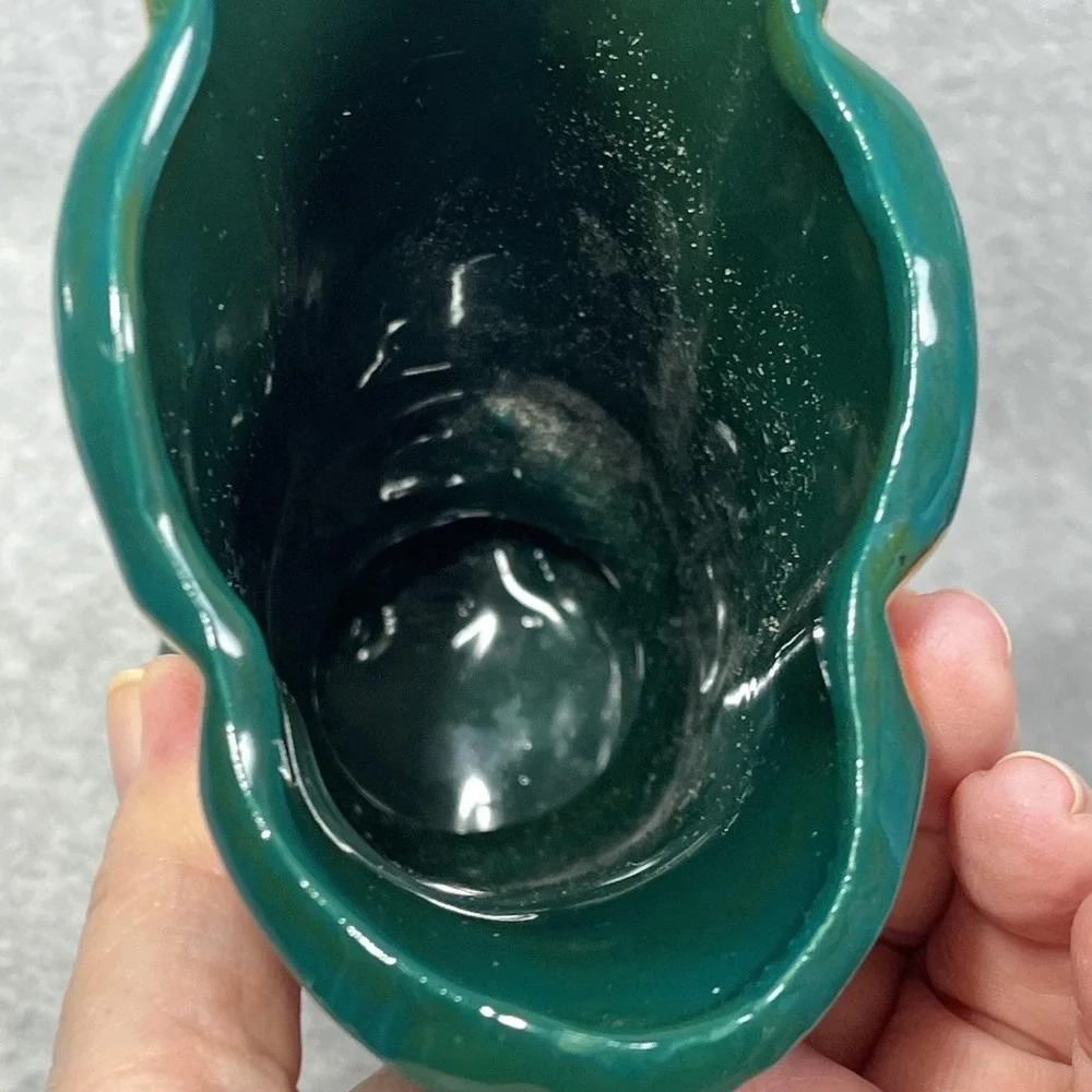 VTG Green Ceramic Pedestal 12
